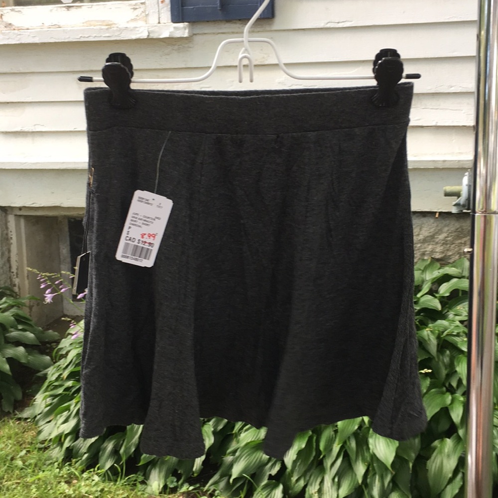 Forever 21 gray skirt NWT